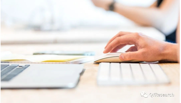 QY에서 열심히 즐기며 즐겁게 일하세요.